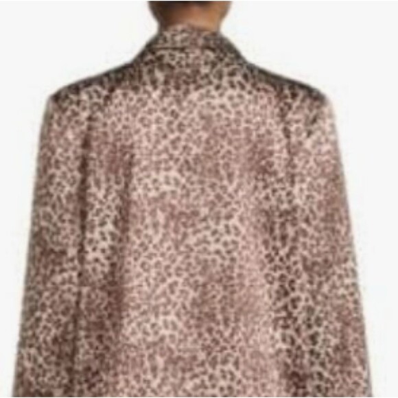 Secret Treasures sleek and smooth leopard print satin sleepshirt size 3X buttons - Picture 2 of 16